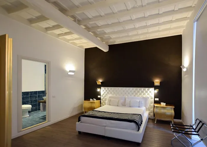 בית הארחה Navona Secret 3*