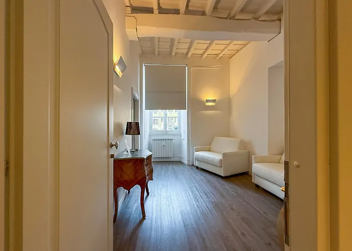 Navona Secret 3*